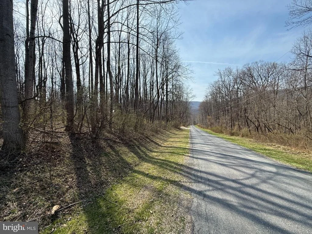 Photo of 2 BONNIE TRAIL