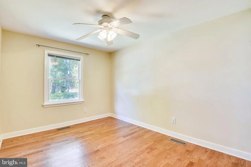 Photo of 115 GROH LANE