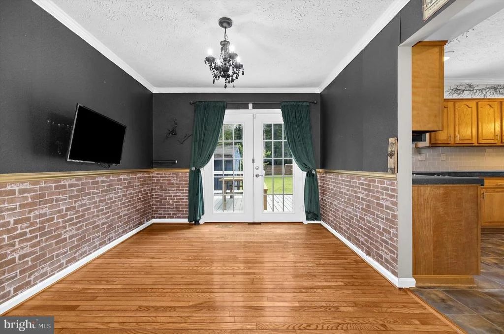 Photo of 1718 SEVERN ROAD