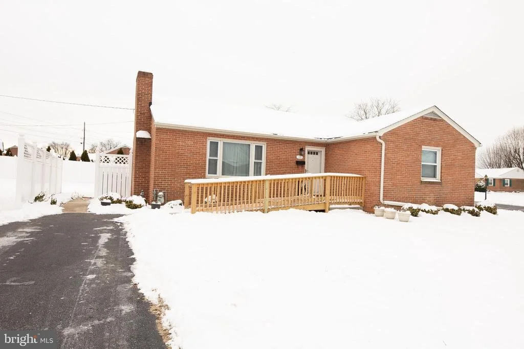 Photo of 400 DELAWARE ROAD