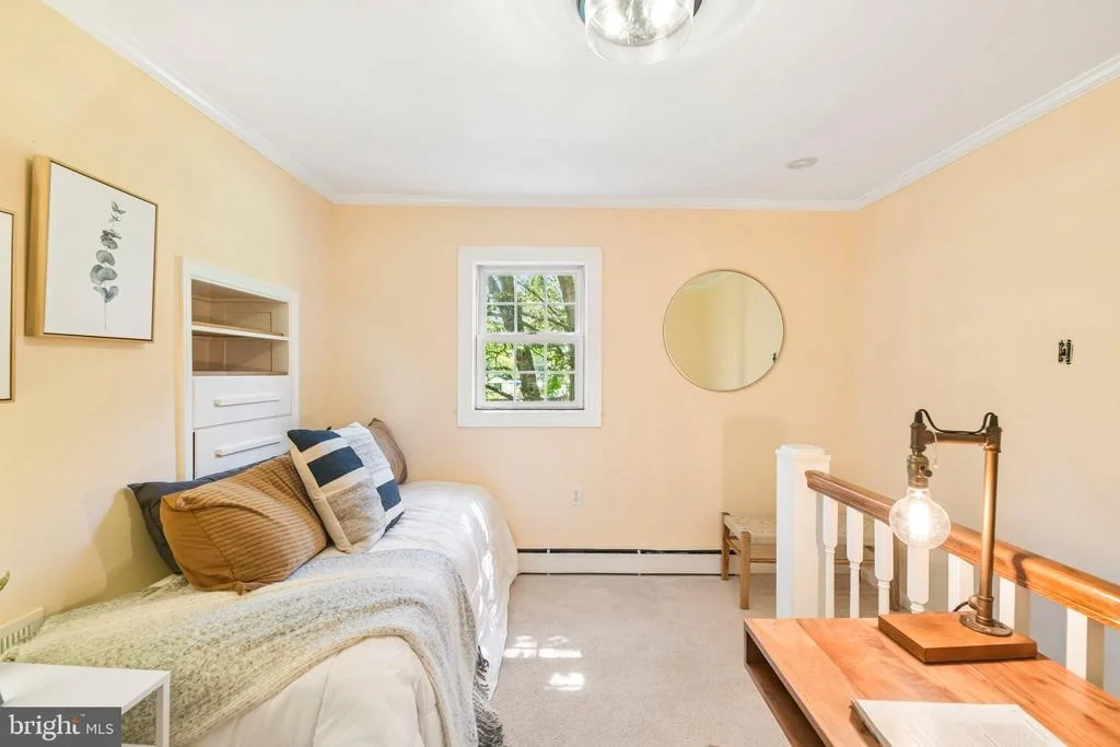 Photo of 8420 LEAF ROAD