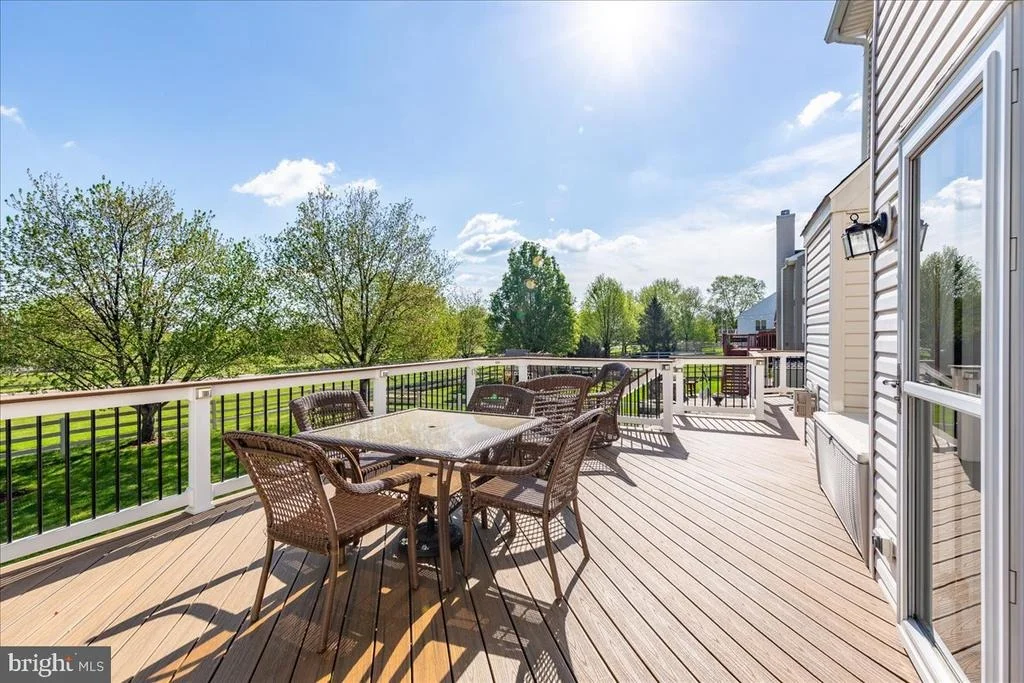 Photo of 17124 MAGIC MOUNTAIN DRIVE