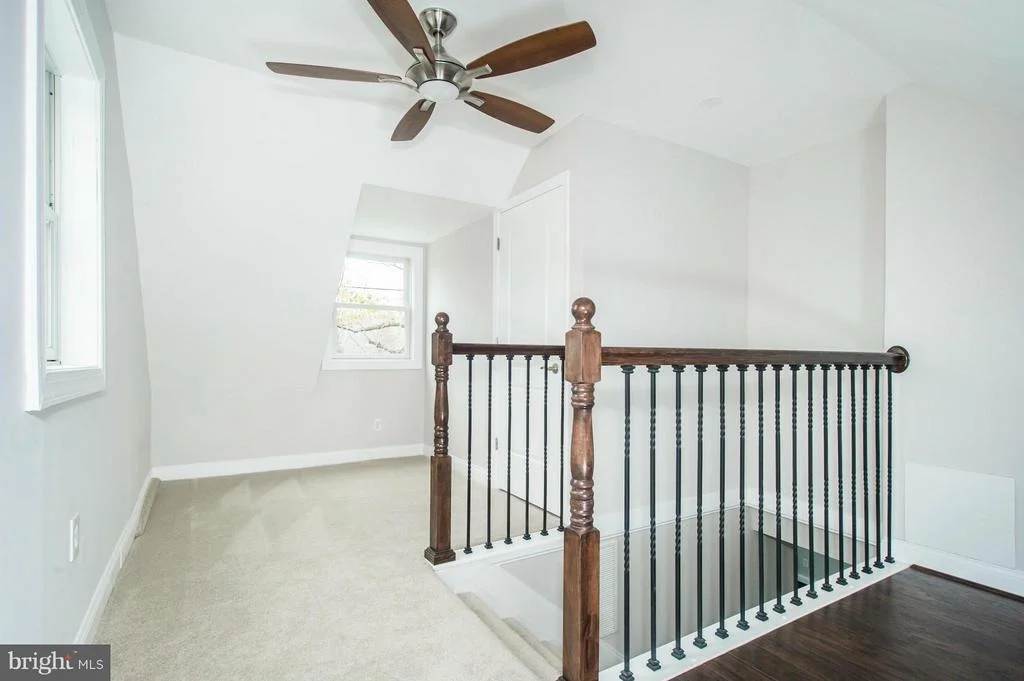 Photo of 9905 SUTHERLAND ROAD