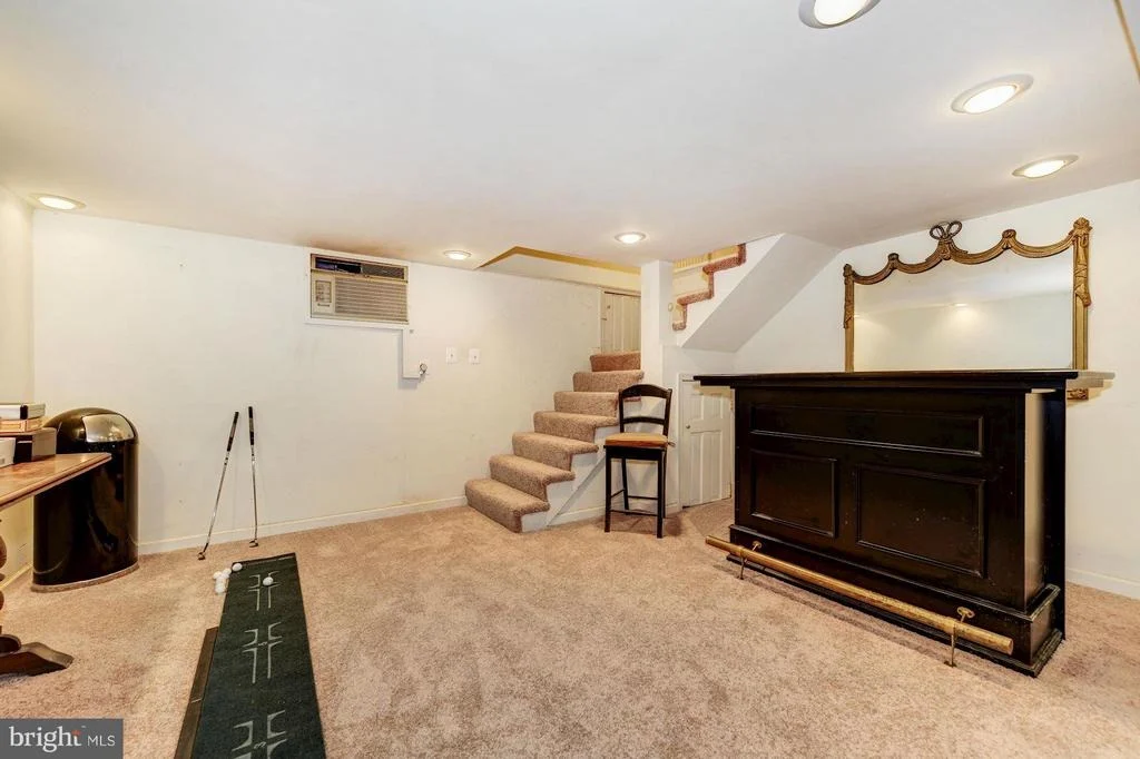 Photo of 4011 GALLOWS ROAD