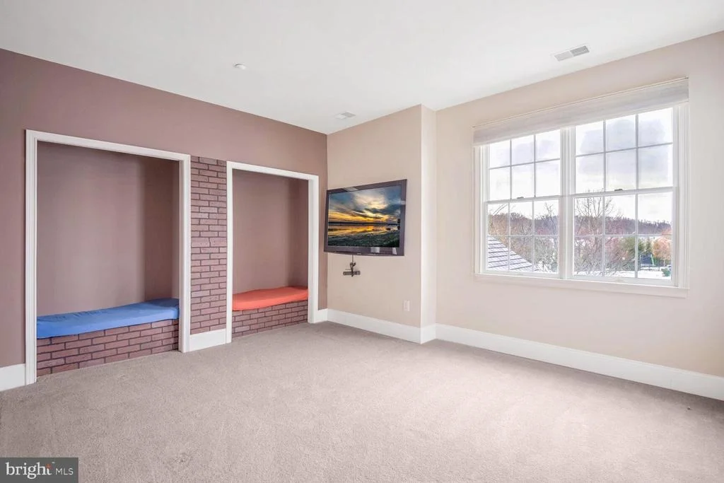 Photo of 10613 RIVERS BEND LANE