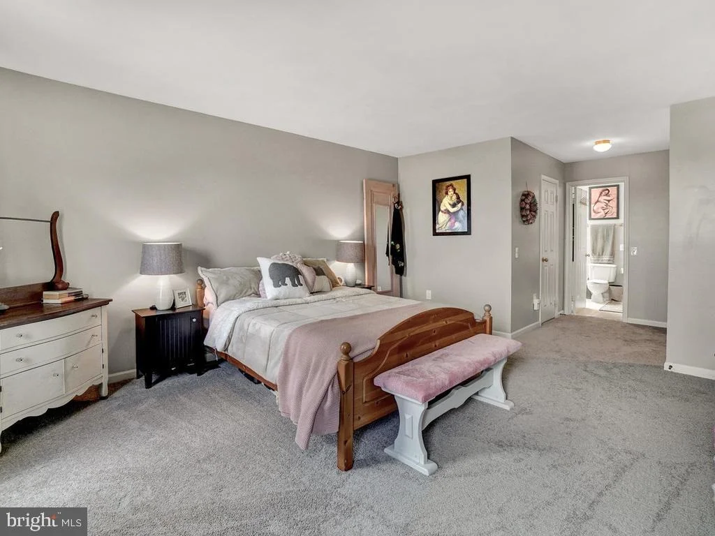 Photo of 4626 FELDSPAR ROAD