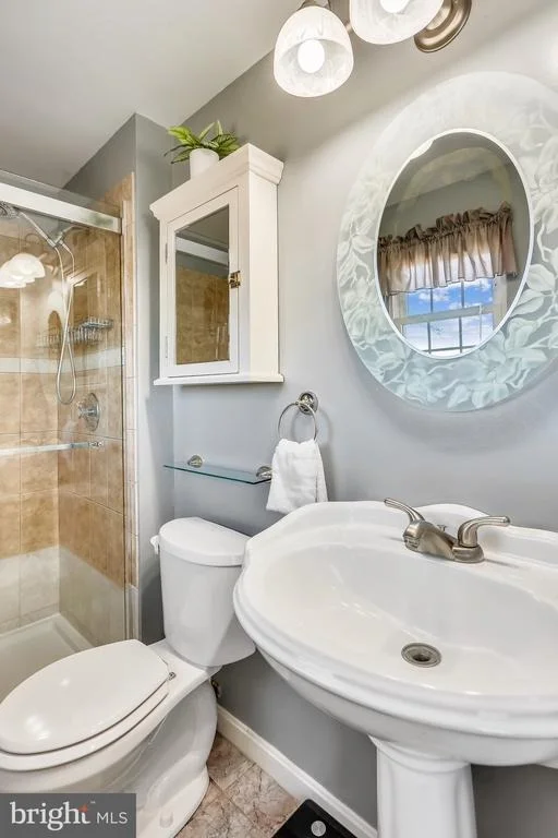 Photo of 915 POINTER RIDGE DRIVE