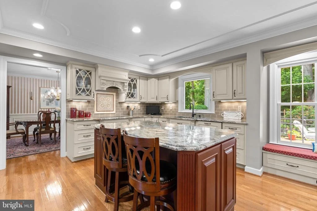 Photo of 17705 GLOBE THEATRE DRIVE