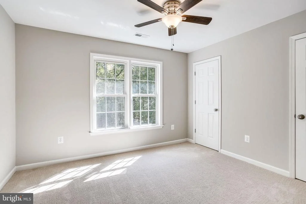 Photo of 10941 STONEBROOK DRIVE