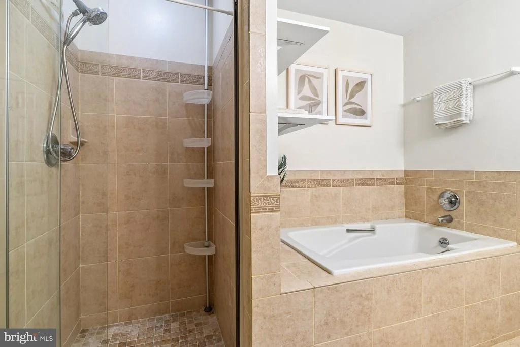 Photo of 14215 GREENVIEW DRIVE