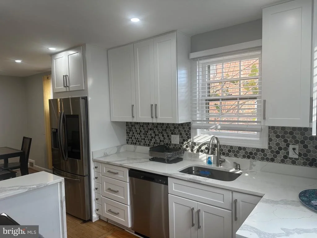 Photo of 806 SLIGO AVENUE