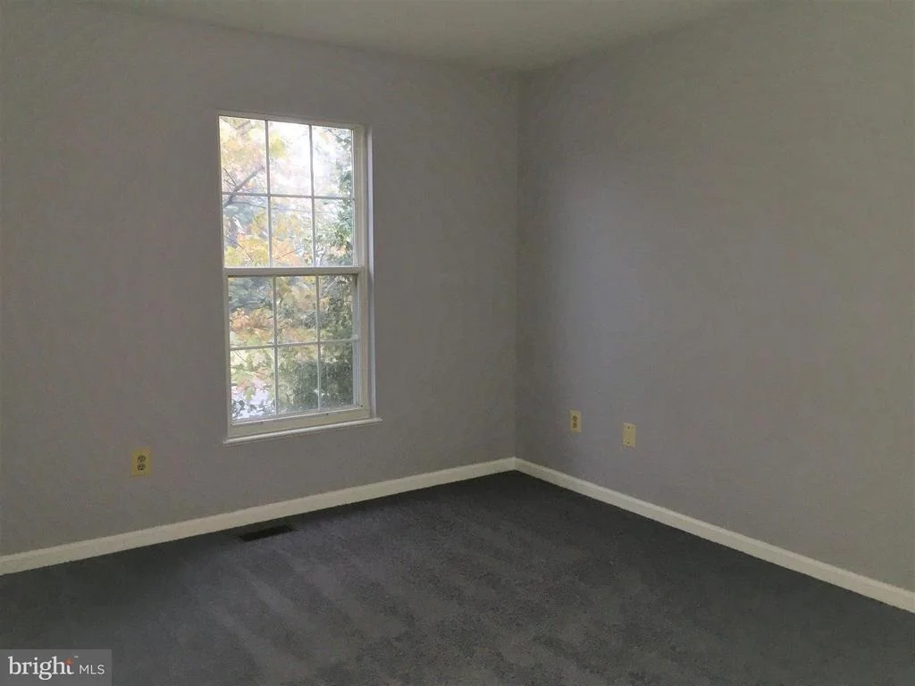 Photo of 102 IVY HILL DRIVE