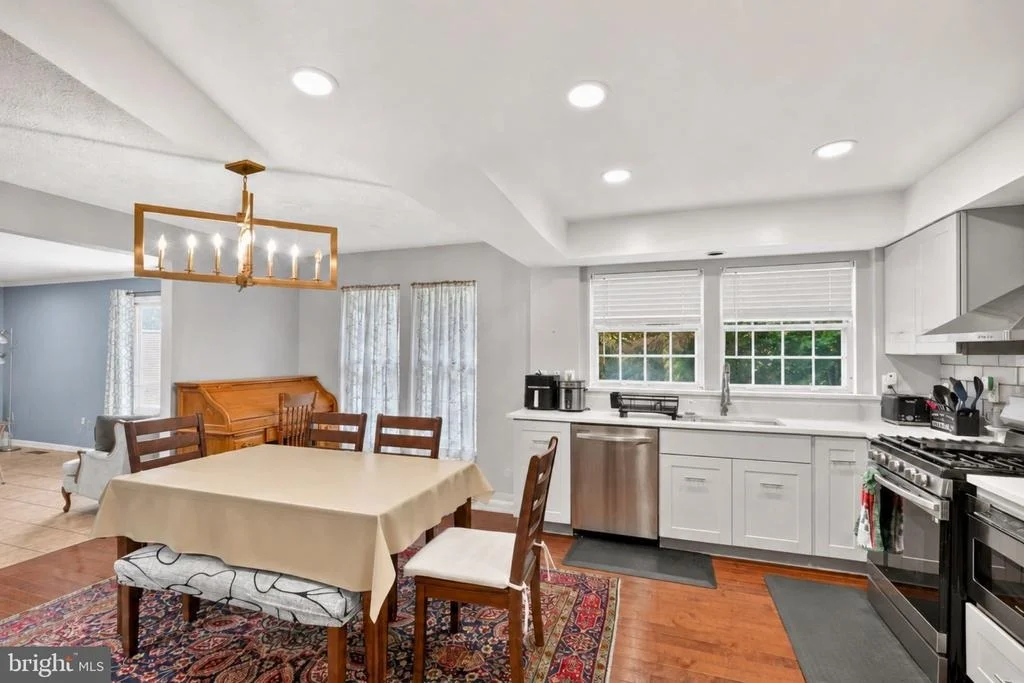 Photo of 19319 PLUMMER DRIVE