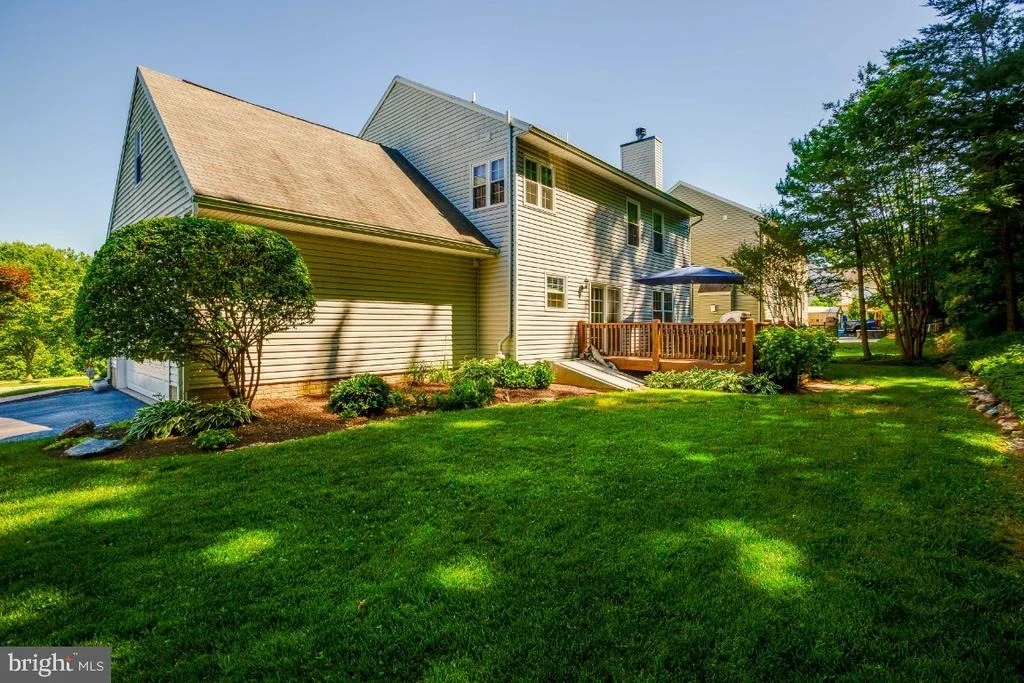 Photo of 4062 LOMAR DRIVE