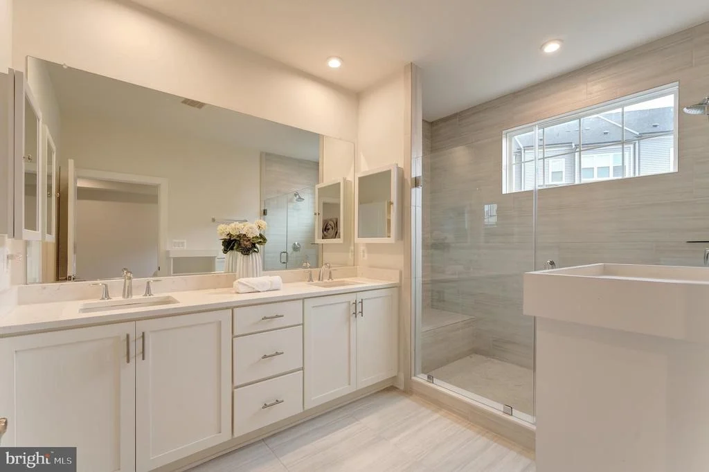 Photo of 43044 GREELEY SQUARE