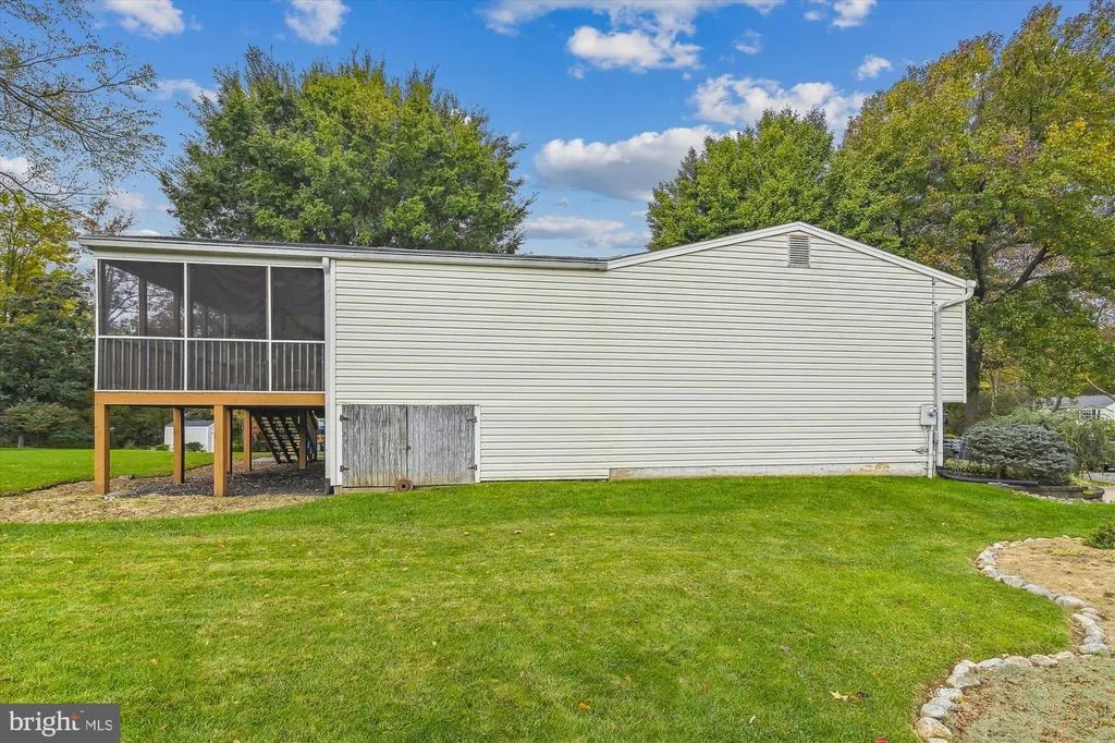 Photo of 6572 SEEDLING LANE