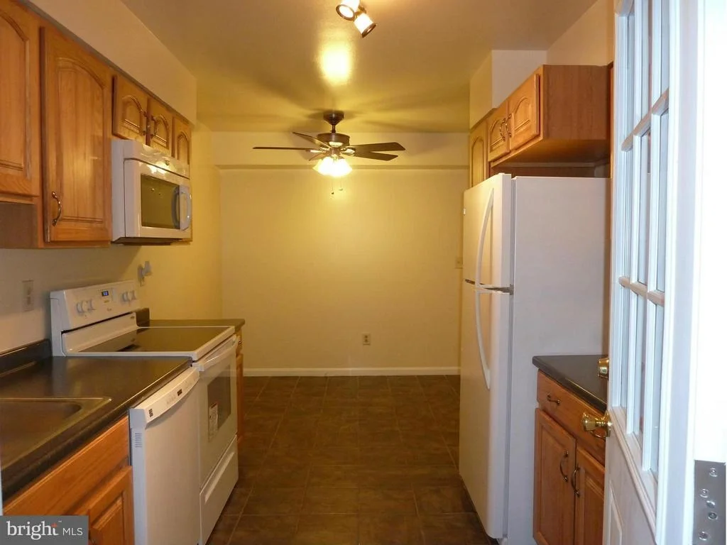 Photo of Unit 25 at 1016 WINDRUSH LANE