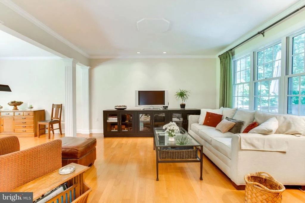 Photo of 10425 MOUNT VERNON DRIVE