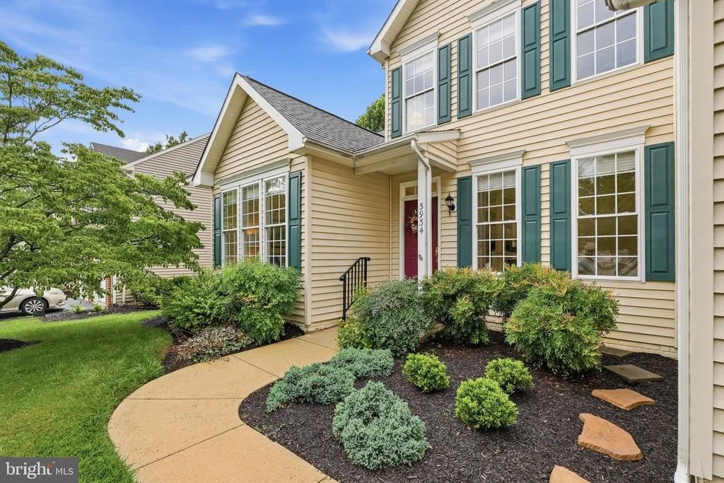 Photo of 3934 SWEET BRIAR LANE