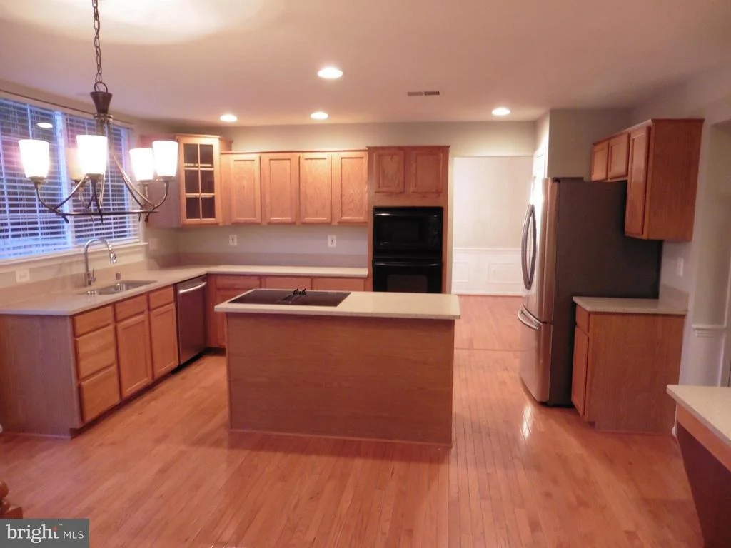 Photo of 9237 STEPHANIE STREET