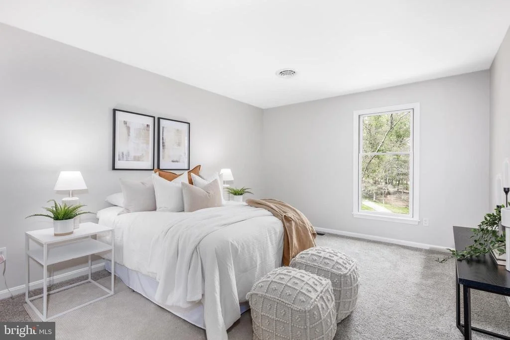 Photo of 525 UPTON ROAD