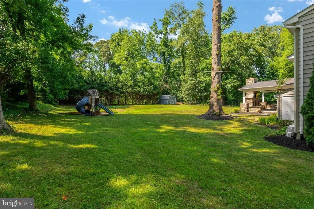 Photo of 1134 VALLEY DRIVE