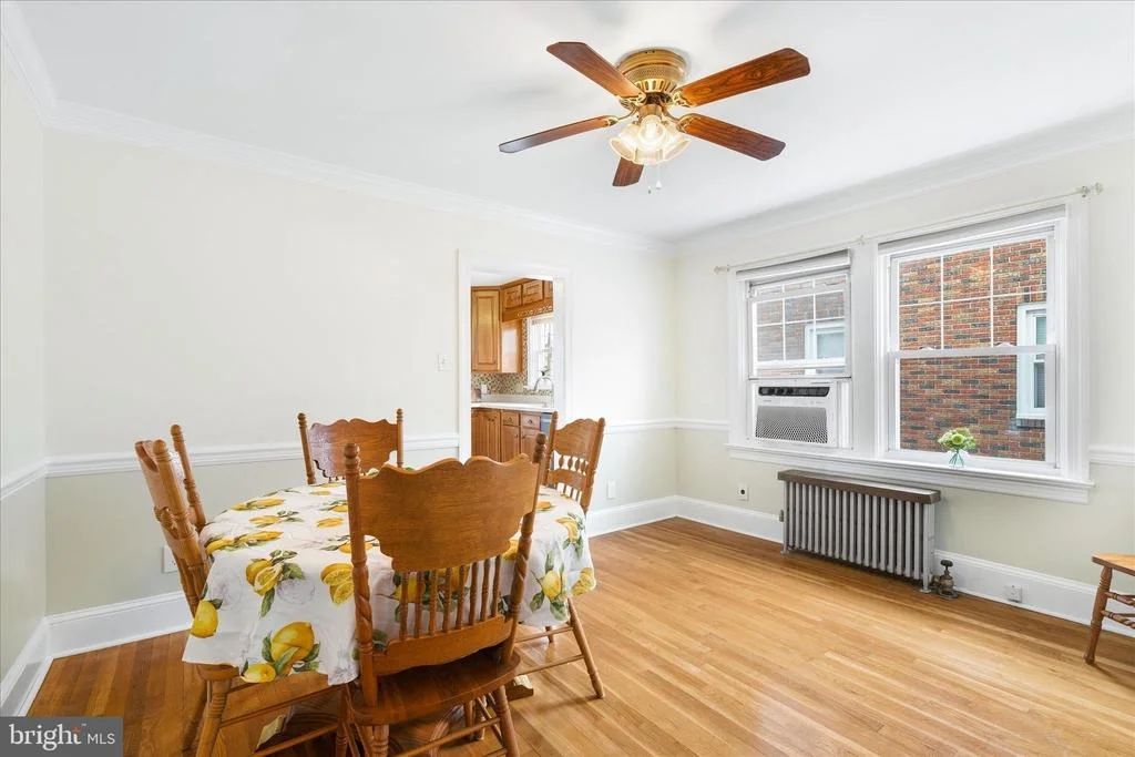 Photo of 6 E 13TH STREET