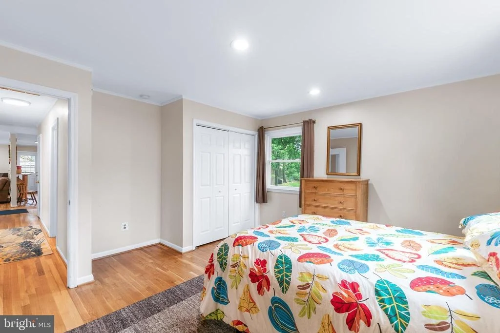 Photo of 18908 ROLLING ACRES WAY