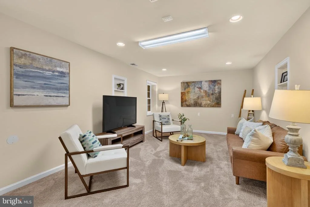 Photo of 6482 WARWICK CIRCLE