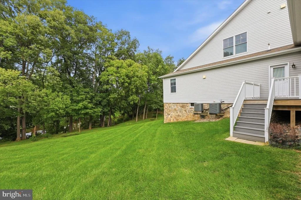 Photo of 2924 MILL ISLAND PARKWAY