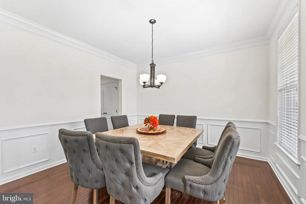 Photo of 43245 BARNSTEAD DRIVE