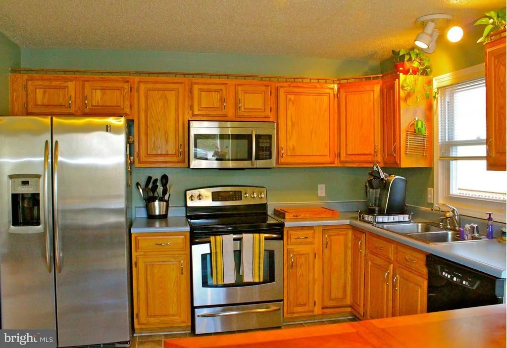Photo of 6471 OLD HIGHGATE DRIVE
