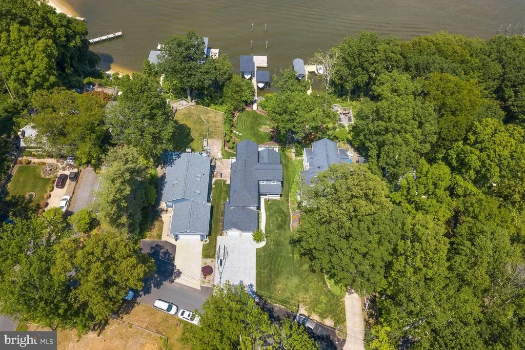 Photo of 1162 OAK VIEW DRIVE