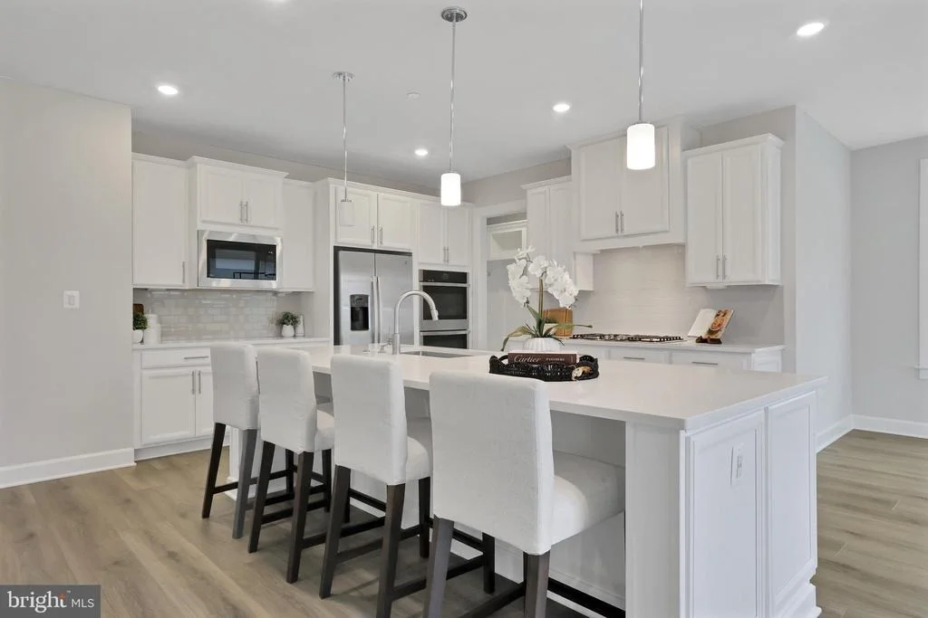 Photo of 7949 LAWNDALE CIRCLE