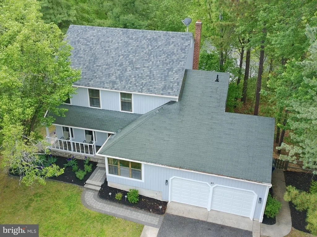 Photo of 37 CHATHAM DRIVE