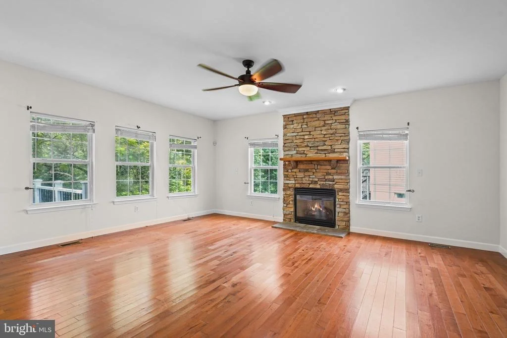 Photo of 5082 SPRINGHOUSE CIRCLE