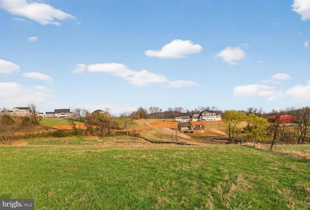 Photo of 40246 THOMAS MILL ROAD