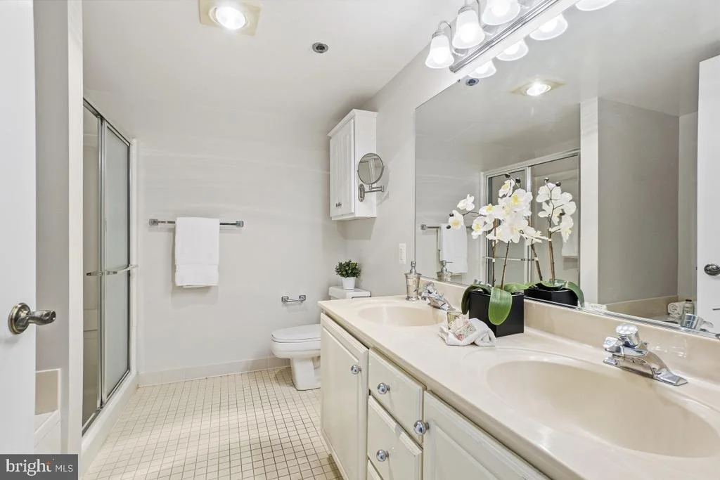 Photo of Unit 203 at 14801 PENNFIELD CIRCLE