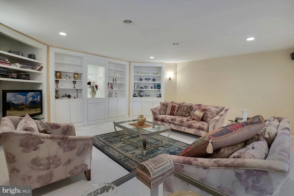 Photo of 10720 CLOVERBROOKE DRIVE