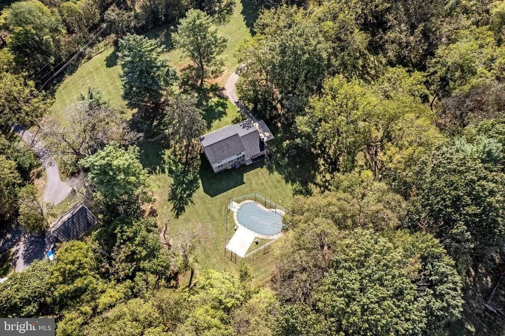 Photo of 185 SHEPHERD LANE