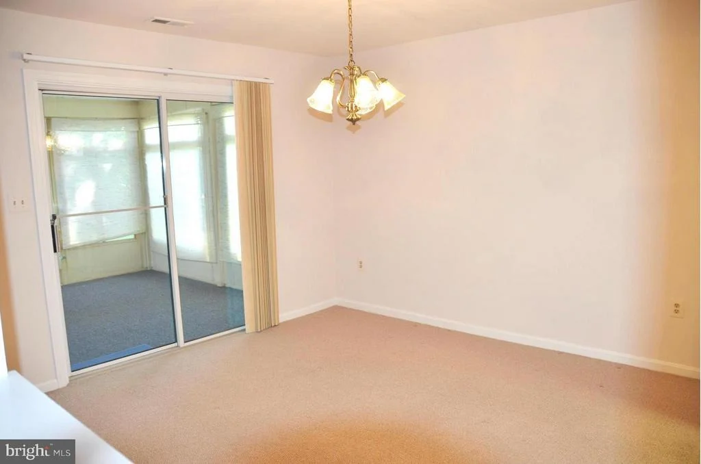 Photo of 837 COXSWAIN WAY
