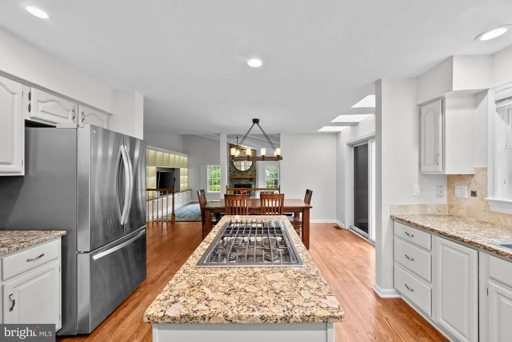 Photo of 10215 MARTINHOE DRIVE