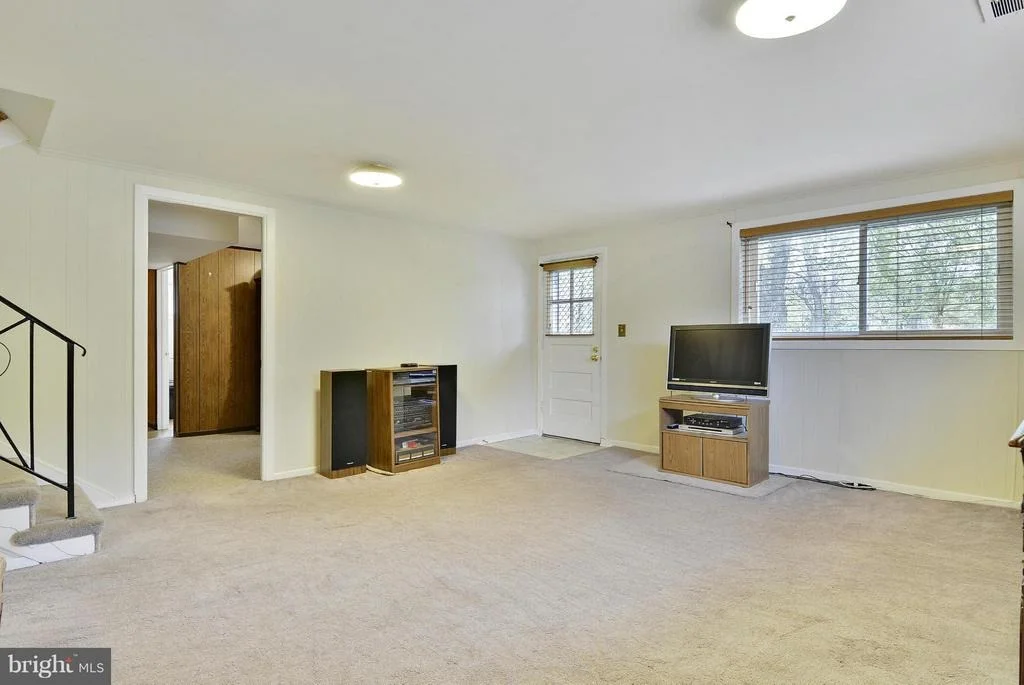 Photo of 2401 HARMON ROAD