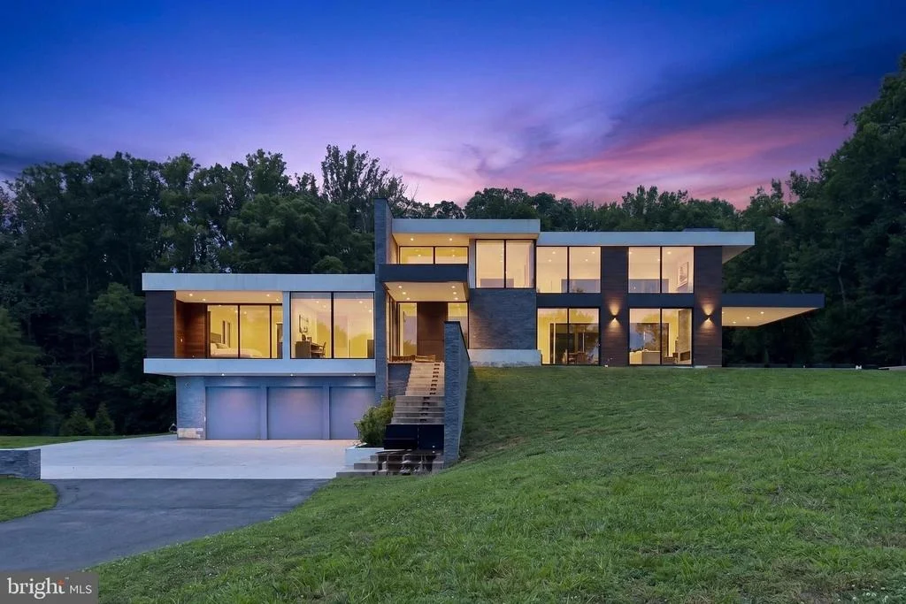 Photo of 10590 BEACH MILL ROAD