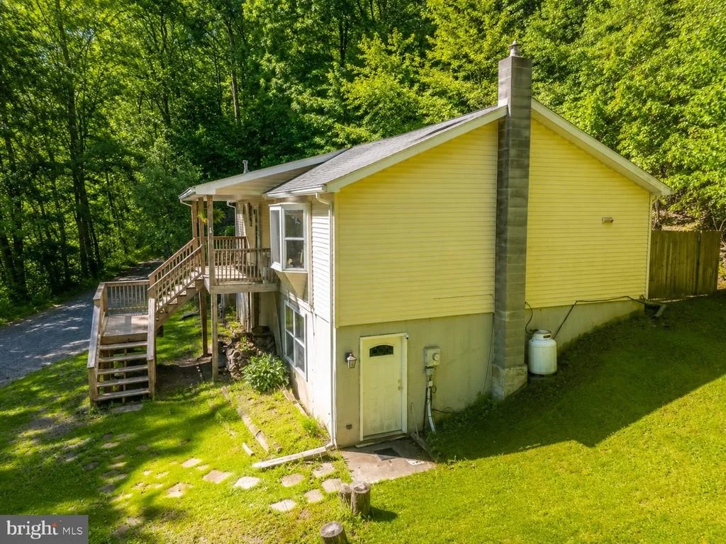 Photo of 1256 BOILING SPRING ROAD