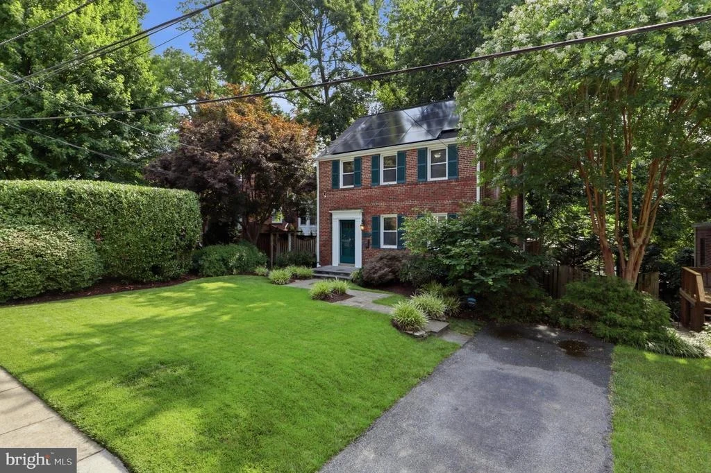 Photo of 10211 SUTHERLAND ROAD