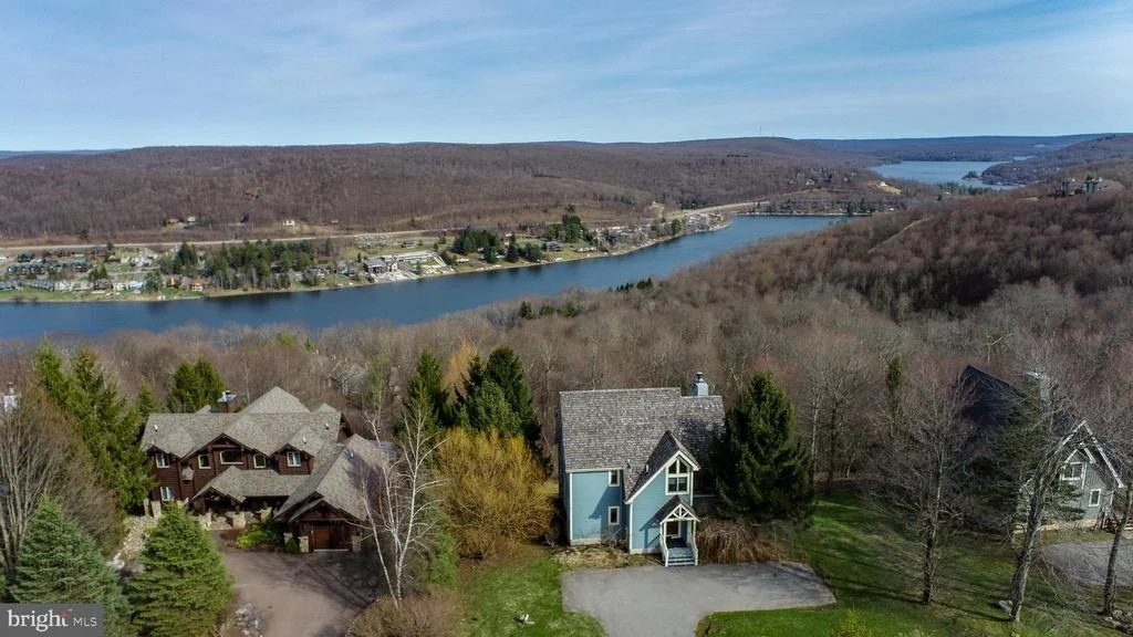 Photo of 110 HIGHLINE DRIVE