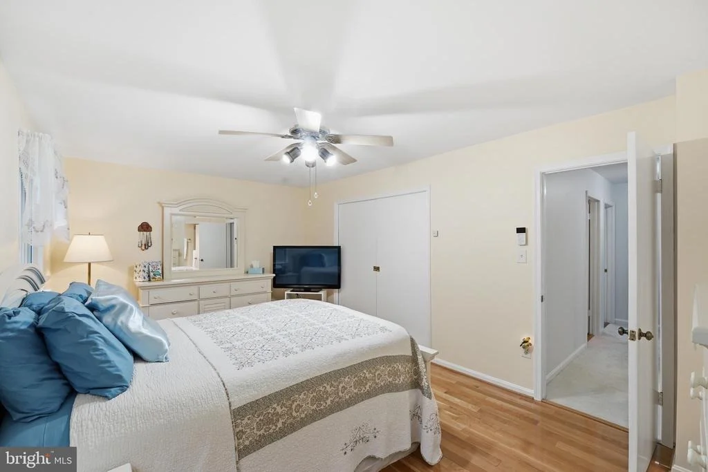 Photo of 2304 HIDDEN VALLEY LANE