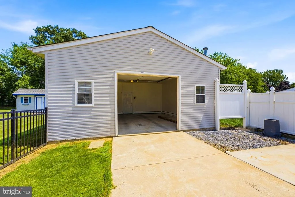 Photo of 17 GRAYSON PLACE