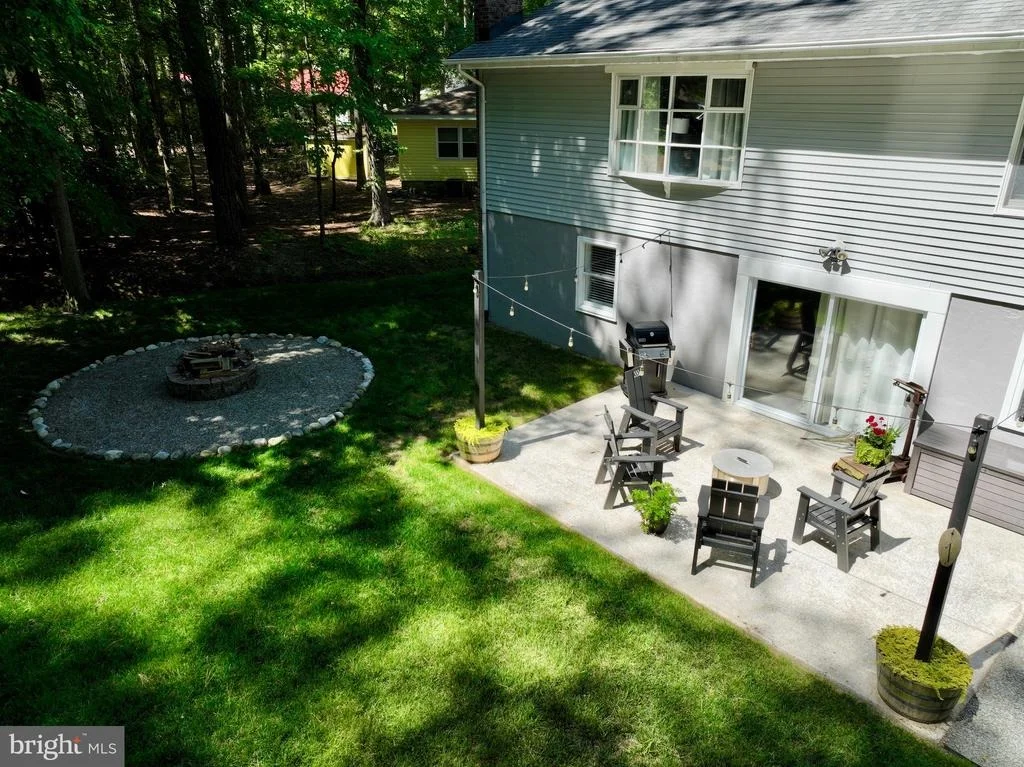 Photo of 4 BURR HILL DRIVE